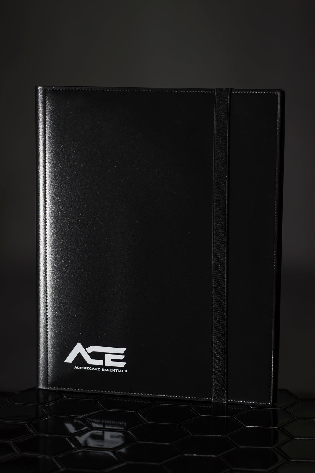 ACE Aussie Card Essentials 9: Pocket Binder Black